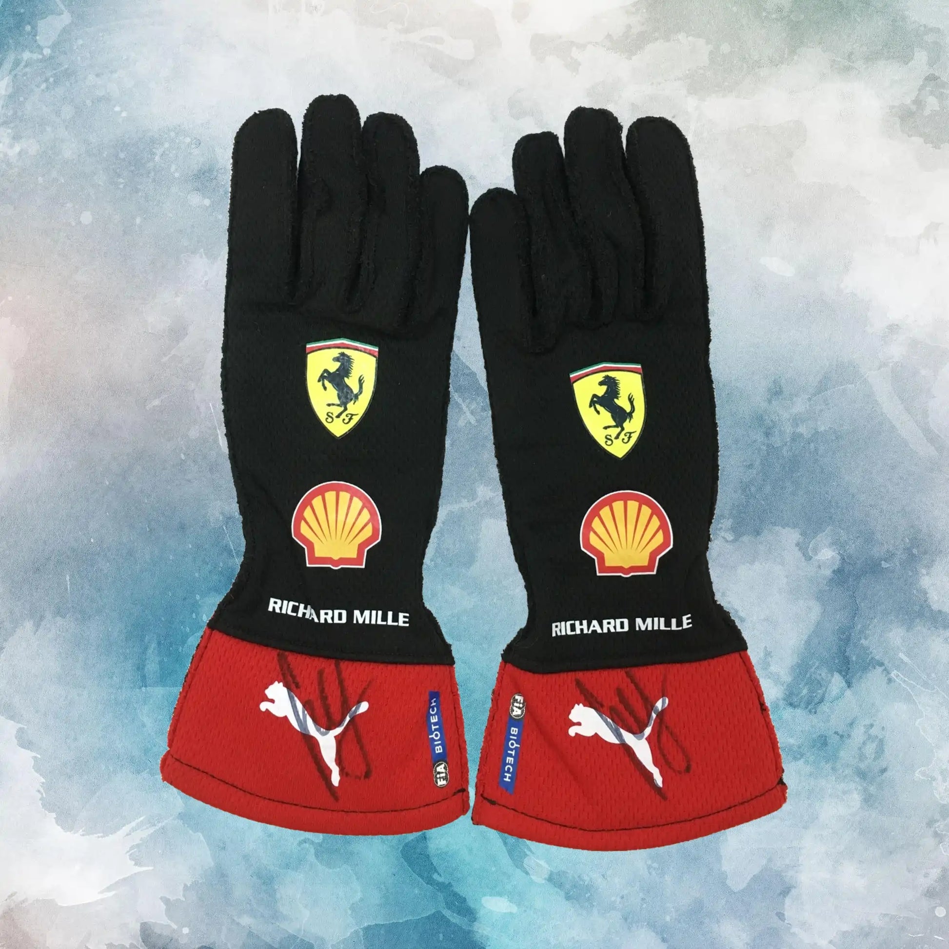 2023 Carlos Sainz Jr. Race Scuderia Ferrari F1 Gloves / Carlos Sainz Jr Replica Race Gloves - view 2